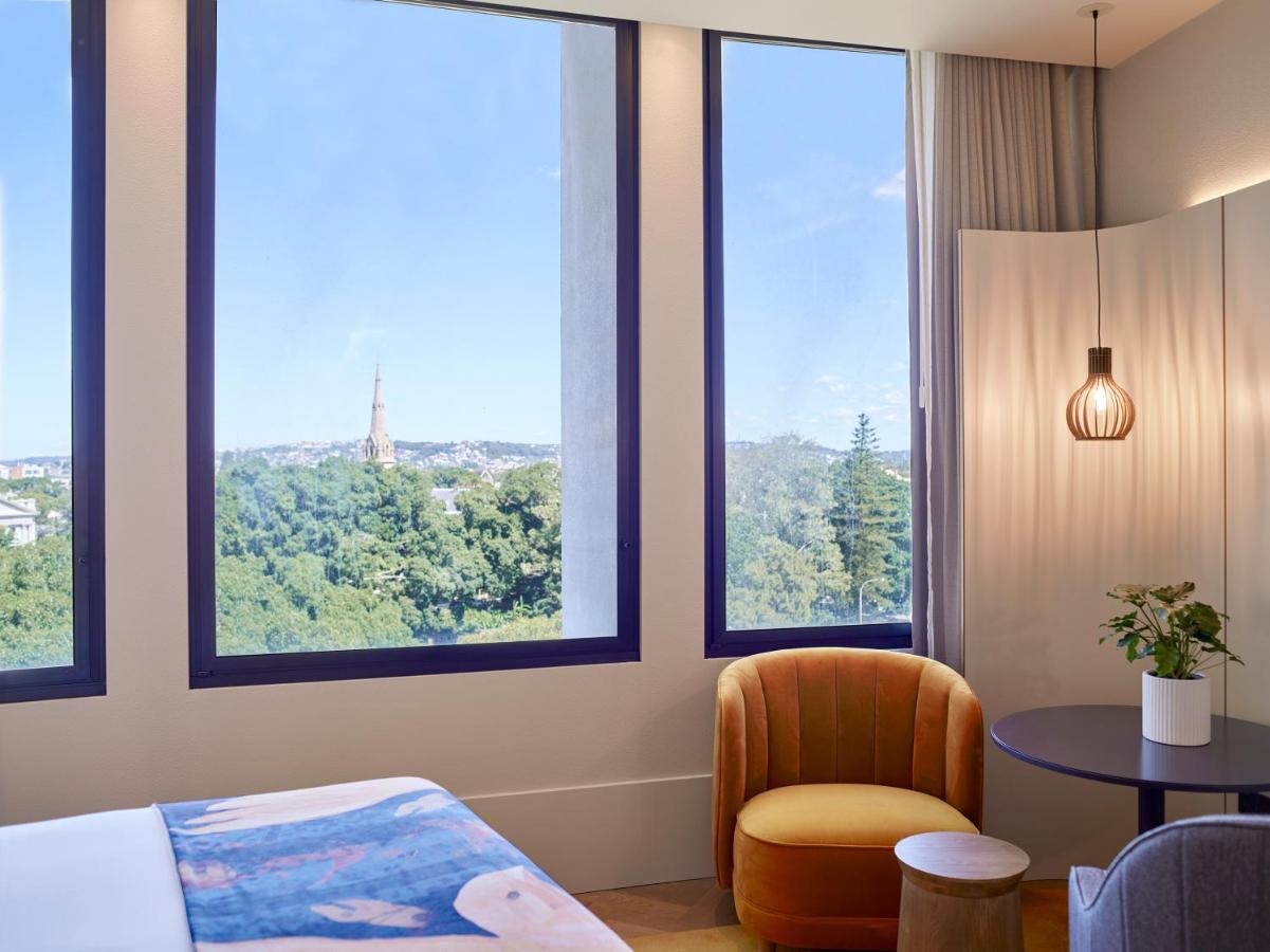 ホテル Crystalbrook Kingsley ニューカッスル エクステリア 写真 A room at the hotel