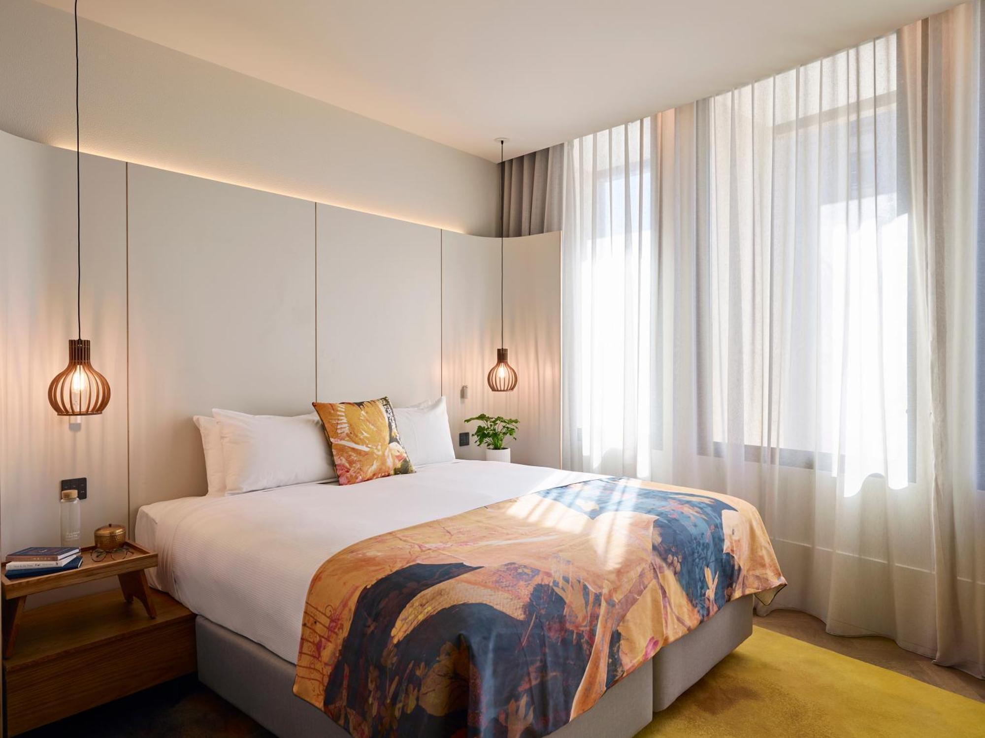 ホテル Crystalbrook Kingsley ニューカッスル エクステリア 写真 A bedroom at the hotel