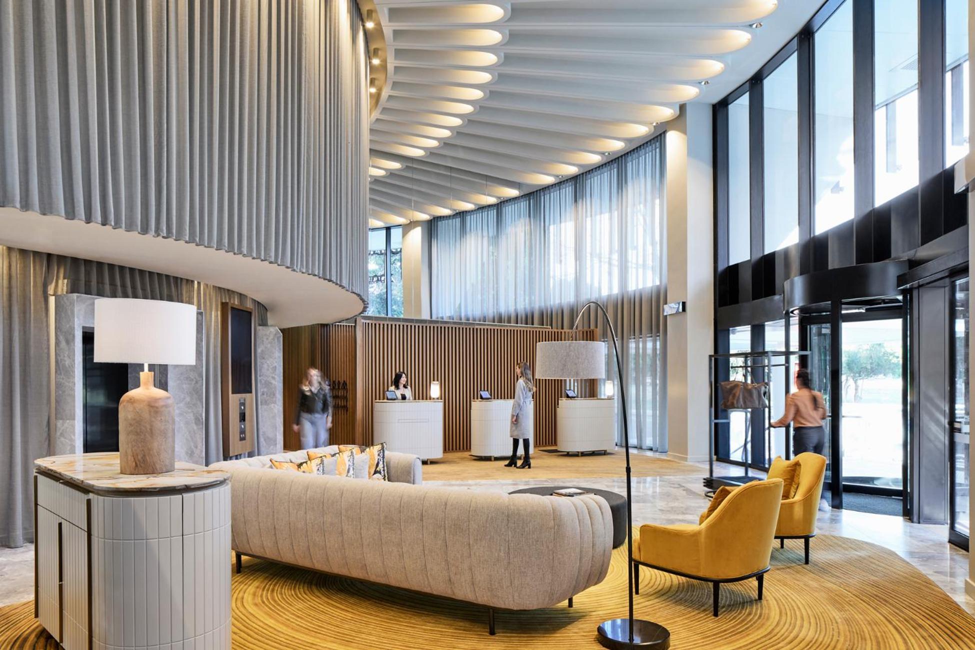 ホテル Crystalbrook Kingsley ニューカッスル エクステリア 写真 The lobby of the hotel